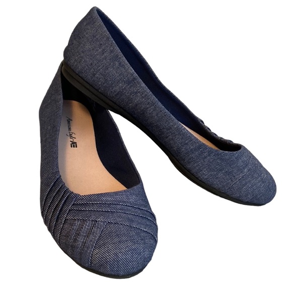 American Eagle Shoes - Denim Ballerina Flats American Eagle Pleated Blue Size 7.5